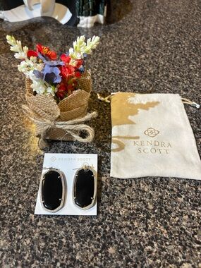 Kendra Scott Black and Silver Elle-Style Drop Earrings